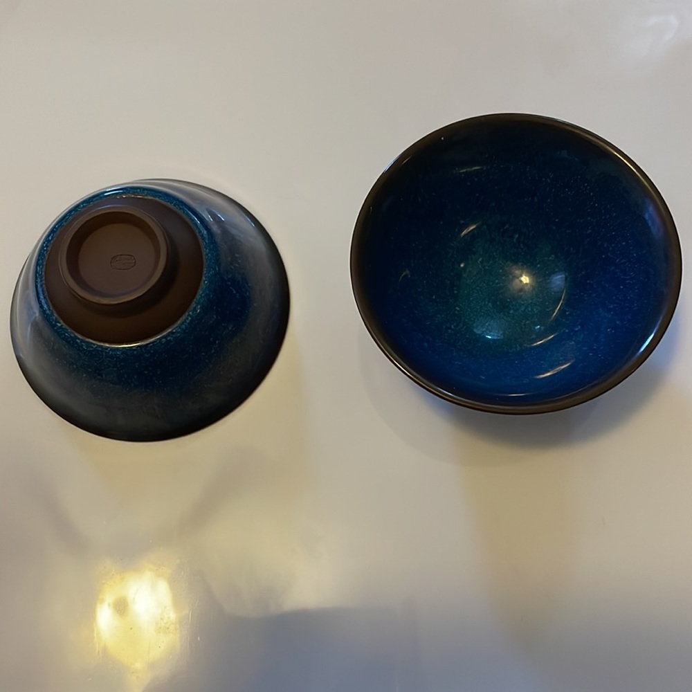 Tea cups - Picture 2 of 3